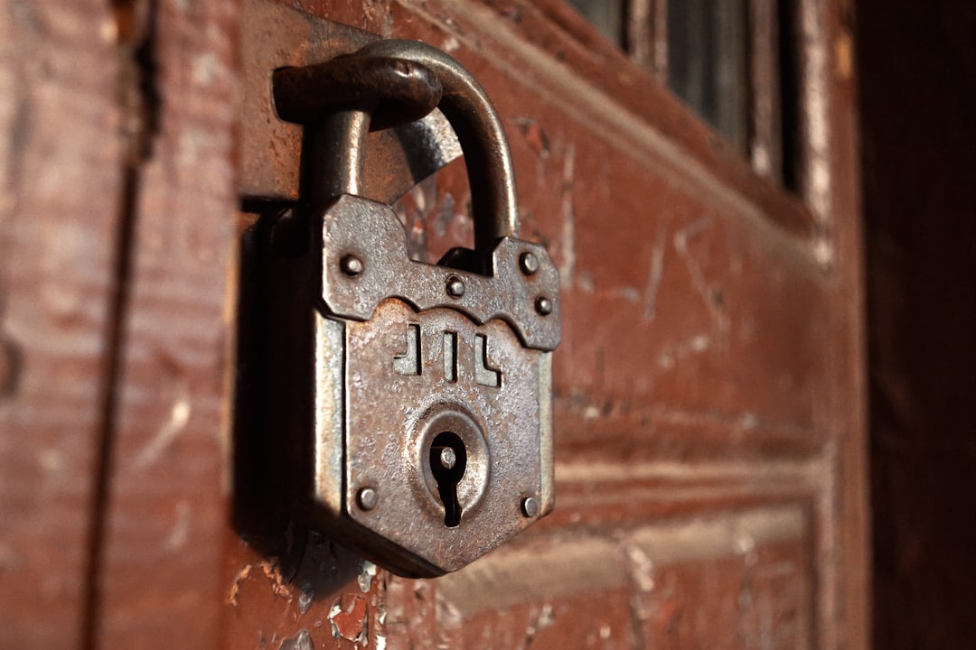stats-img Some days, I stay up close to my padlock